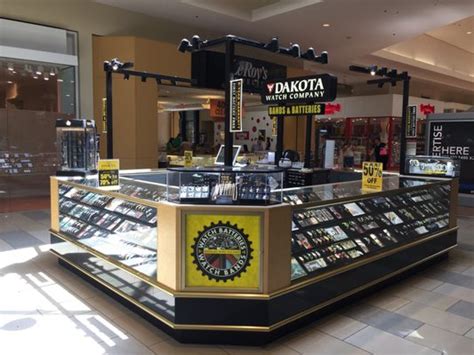 dakota watch company locations
